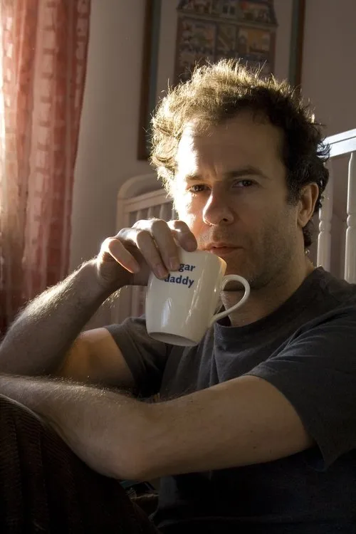 Nieve Stenton interpreta a Franny Moffatt en Morning Echo