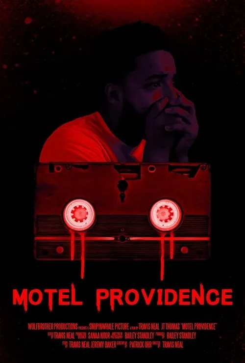 Ariel Sandino interpreta a Ted en Motel Providence