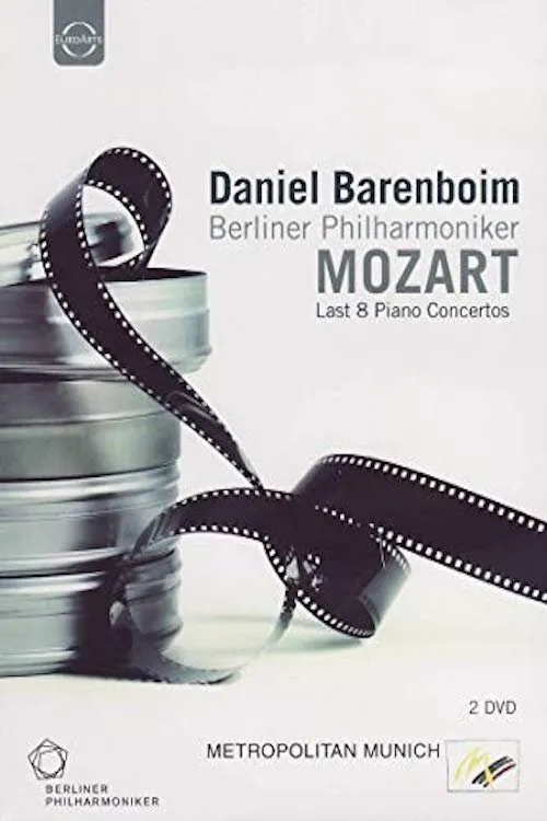 Daniel Barenboim interpreta a Self - Pianist/Conductor en Mozart Last 8 Piano Concertos (Daniel Barenboim)