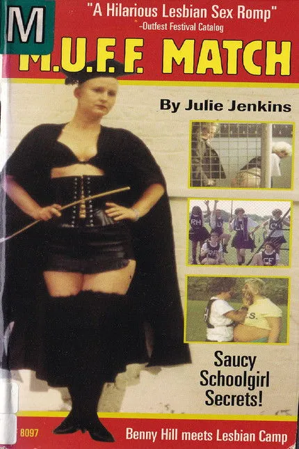 Amy Lamé interpreta a Mrs. Smart en M.U.F.F. Match