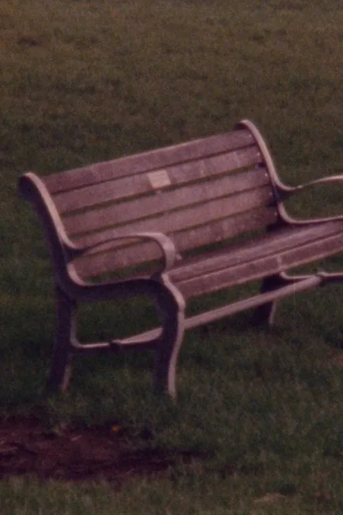 Trevor Anderson interpreta a Philip Henderson en Municipal Relaxation Module