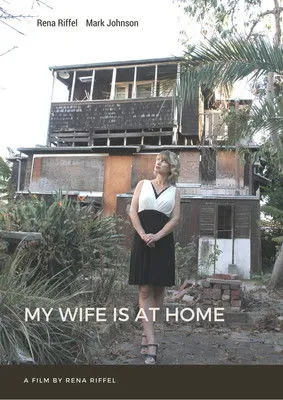 Rena Riffel interpreta a Wife en My Wife Is at Home