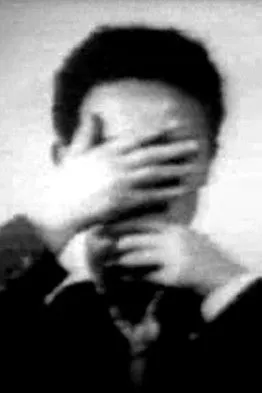 Nam June Paik interpreta a Self en Nam June Paik