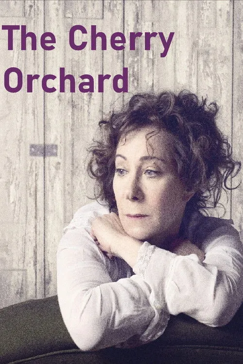 Sarah Woodward interpreta a Charlotta en National Theatre Live: The Cherry Orchard