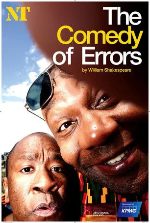 Lucian Msamati interpreta a Dromio of Syracuse en National Theatre Live: The Comedy of Errors