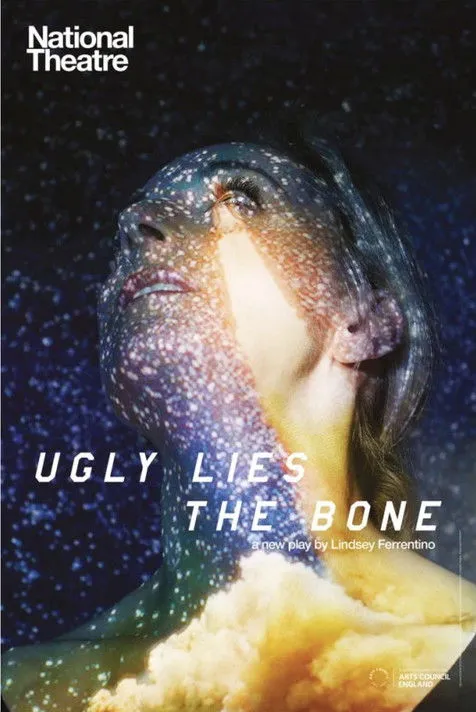 Olivia Darnley interpreta a Kacie en National Theatre: Ugly Lies the Bone
