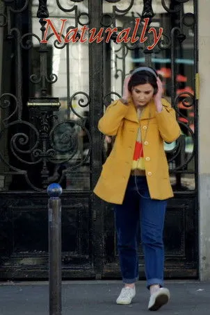 Hugo Dillon interpreta a en Naturellement