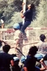 ??????? ?????????? interpreta a Kyprianos en Nekri zoni