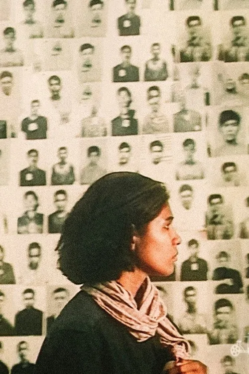 Phuong Dung interpreta a Vixna en Nhân Dân Là Trang Giấy Trắng