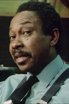 Hong Mai Thomas interpreta a en Nice