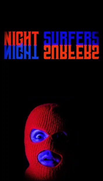 Manny Liotta interpreta a Boy 1 en Night Surfers