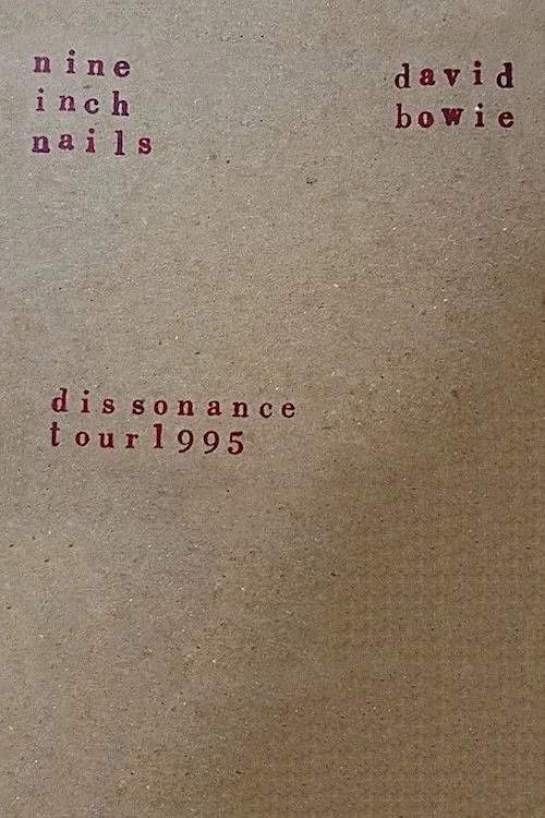 Mike Garson interpreta a  en Nine Inch Nails & David Bowie: Dissonance