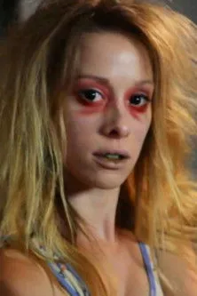 Brea Grant interpreta a Brea en Ninja Masters 4: The Possession