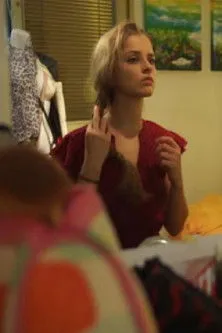 Sladana Zrnic interpreta a Sladana en Nisam ovdje