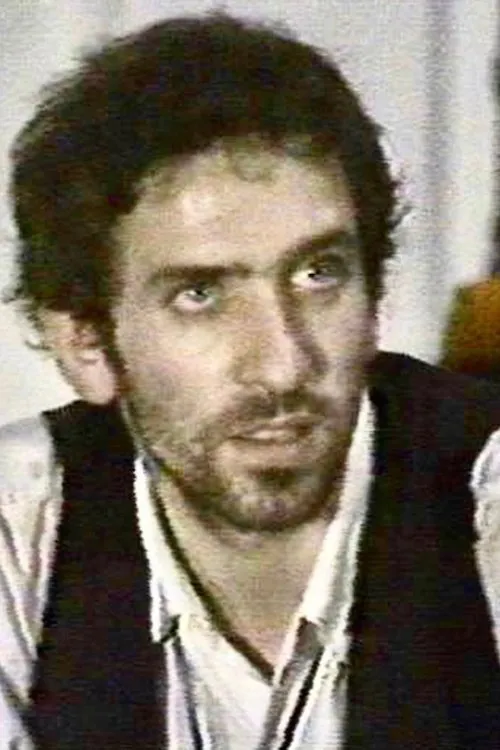 Lindzee Smith interpreta a en No Japs at My Funeral