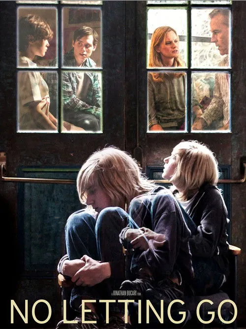 Tony Gillan interpreta a Principal Collins en No Letting Go