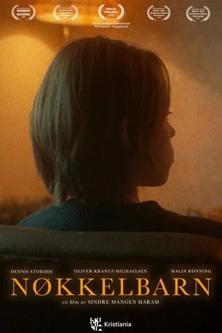 Oliver Krantz-Mikaelsen interpreta a Erik en Nøkkelbarn