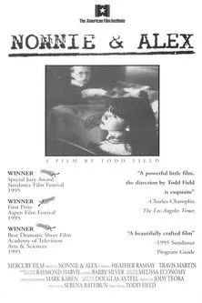 Travis Martin interpreta a Alex en Nonnie & Alex