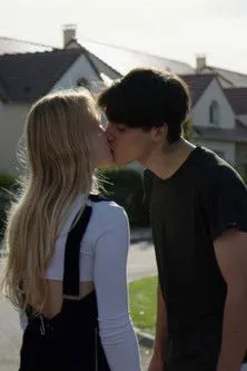 Lucas Doméjean interpreta a en Notre héritage