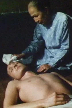 Mathilde Monnier interpreta a  en Nuit de Chine