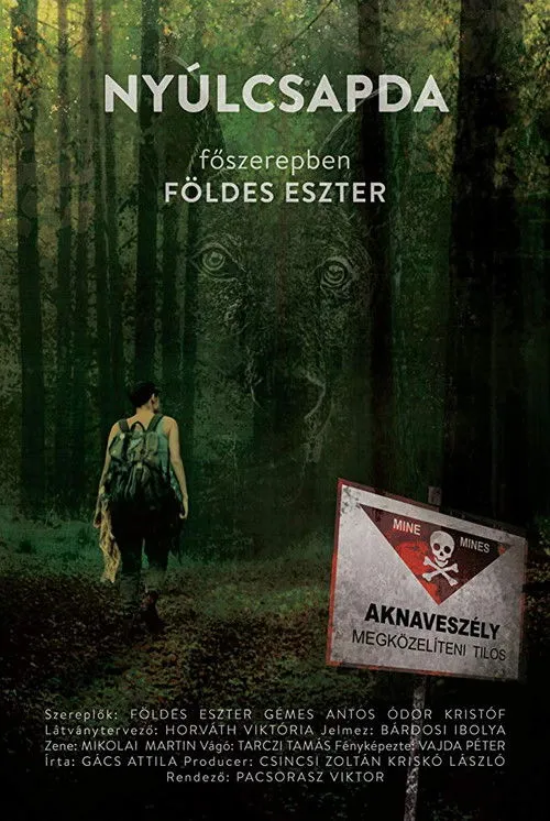 Eszter Földes interpreta a Andrea Kocsis en Nyúlcsapda