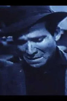 Luiz Rosemberg Filho interpreta a  en O Espectador que o Cinema Esqueceu