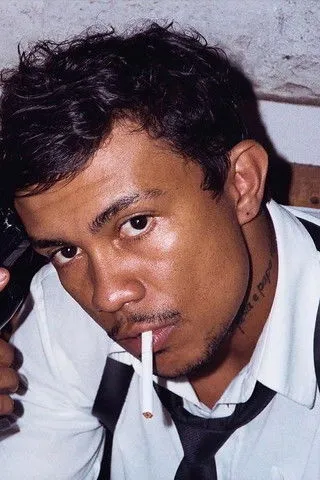 Xamã interpreta a Geizon / O Diabo / O Iluminado en O Iluminado