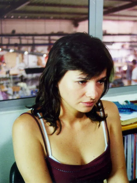 Sylvie Rocha interpreta a Candidate en O Pedido de Emprego