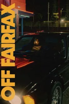 Michael Blaustein interpreta a Alex en Off Fairfax