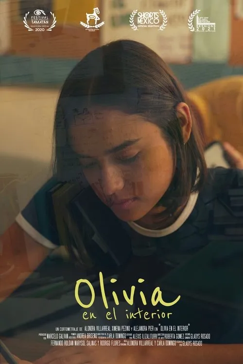 Marisol Salinas interpreta a Mamá en Olivia en el interior