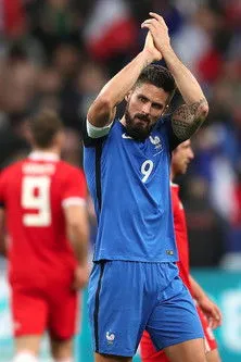 Olivier Giroud interpreta a en Olivier Giroud, le mal-aimé