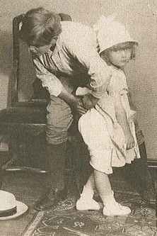 Vilhelm Bryde interpreta a Client at the law firm en Ombytta roller