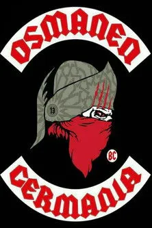 Oliver Huth interpreta a Police Inspector BDK en Osmanen Germania OGBC - Rockers oder Boxclub?