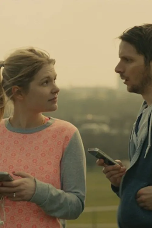 Hannah Arterton interpreta a Megan en Otherwise Engaged