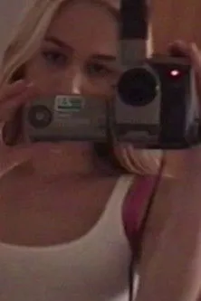 Lazar Dragojevic interpreta a Himself en Ožiljci