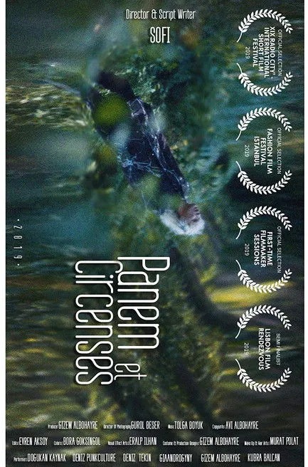 Kübra Balcan interpreta a Cool Fish en Panem et Circenses