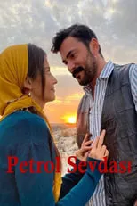 Yasemin Öztürk interpreta a en Petrol Sevdası