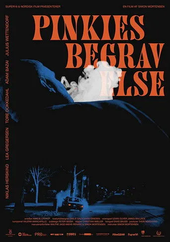 Lea Gregersen interpreta a Sascha en Pinkies begravelse