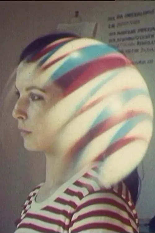 Raphaela Schoenherr interpreta a en Play 2 & 3