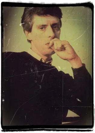 ???st?? ?a?a??p????? interpreta a Himself en Play it again, Χρήστο