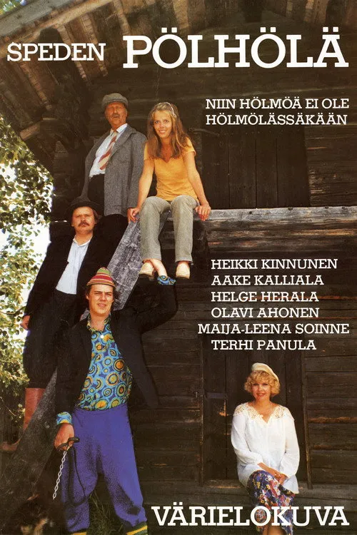 Erkki Saarela interpreta a Virkamies en Pölhölä