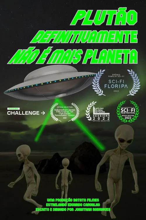 Lucas Rodrigues Carvalho interpreta a The Emoji in a Sweatshirt en Plutão Definitivamente não é mais Planeta