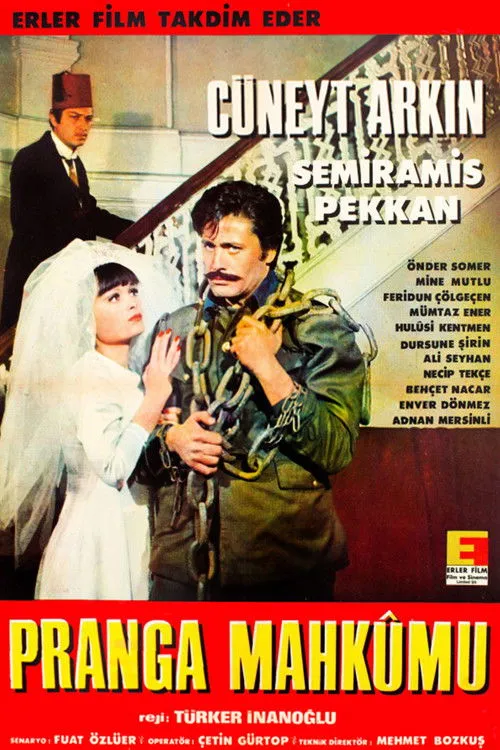 Özdemir Akin interpreta a  en Pranga Mahkumu