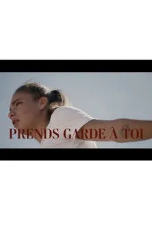 Ava Baya interpreta a Ava en Prends garde à toi