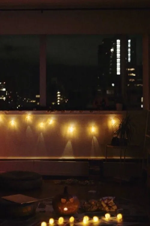 Sophy Romvari interpreta a  en Pumpkin Movie