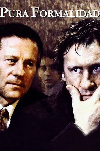 Gianluca Petrazzi interpreta a Policeman (uncredited) en Pura formalidad