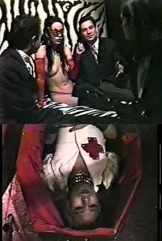 Kembra Pfahler interpreta a Debra en Purgatory Junction