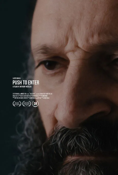 Laith Nakli interpreta a Hugo Martin en Push To Enter