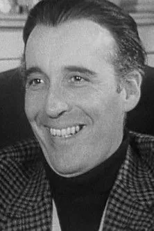 Terence Fisher interpreta a Self en Quelle horreur mon saigneur Dracula