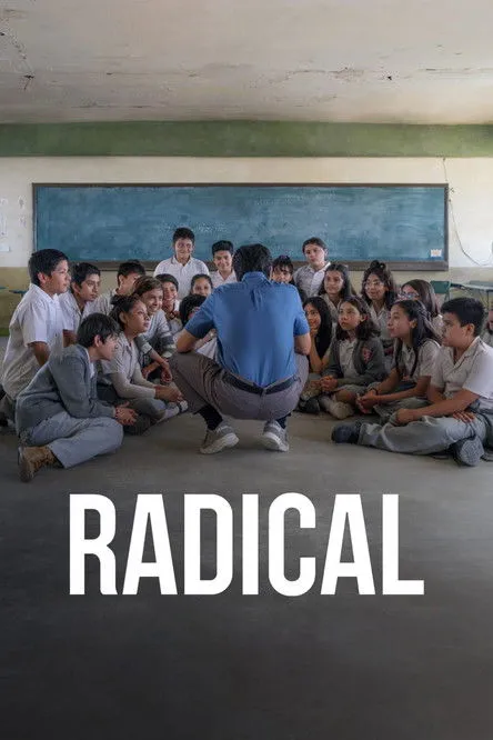 Eugenio Derbez interpreta a Sergio en Radical